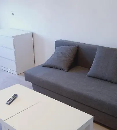 283, Vue Degagee Pour Ce Joli Apartment